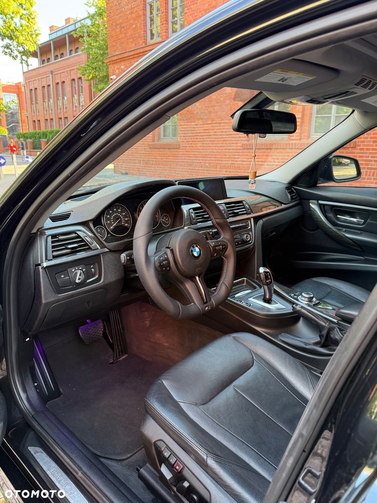 BMW Seria 3 - 32