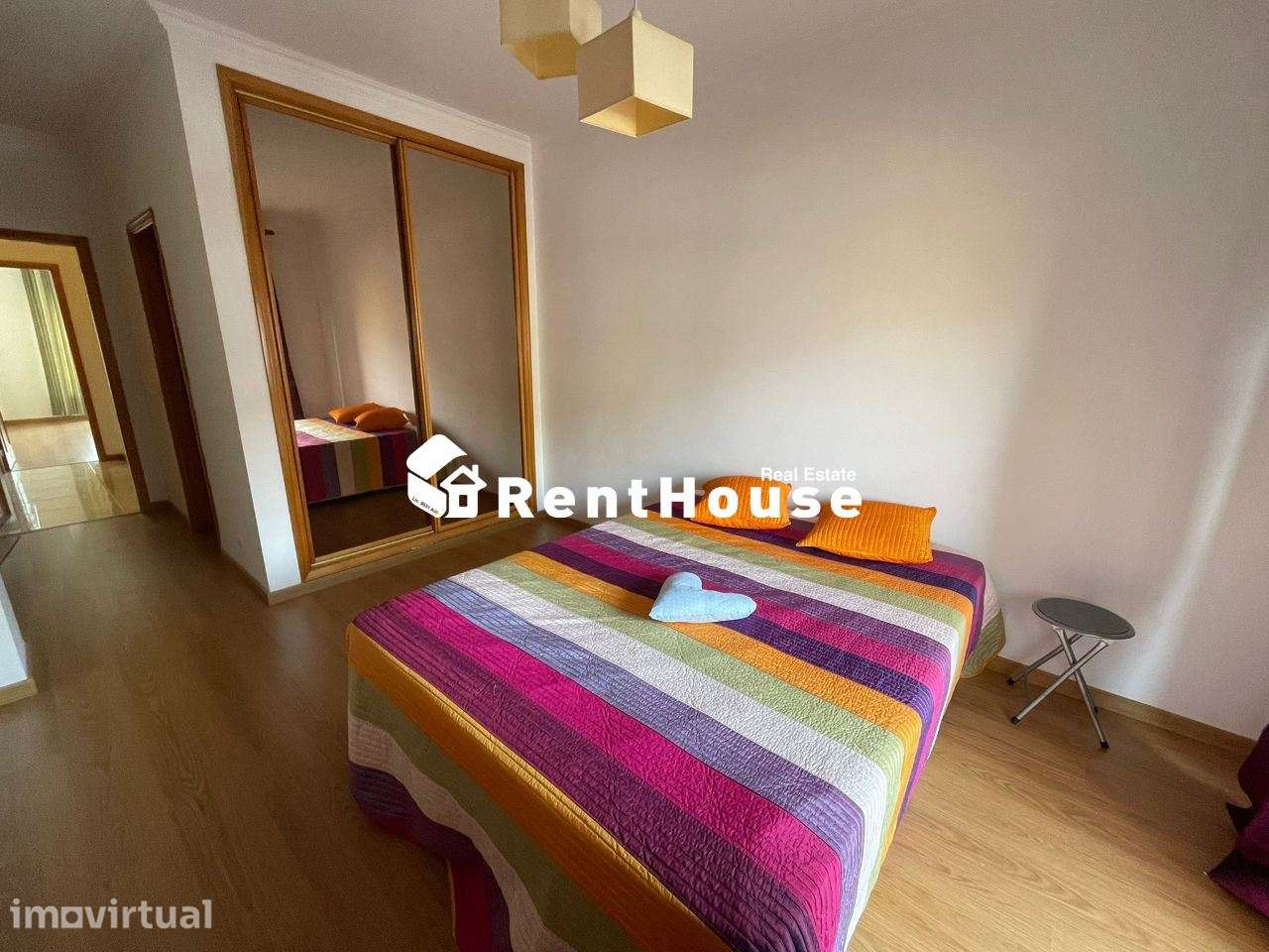 Apartamento T2 com garagem à Marginal - Grande imagem: 3/20