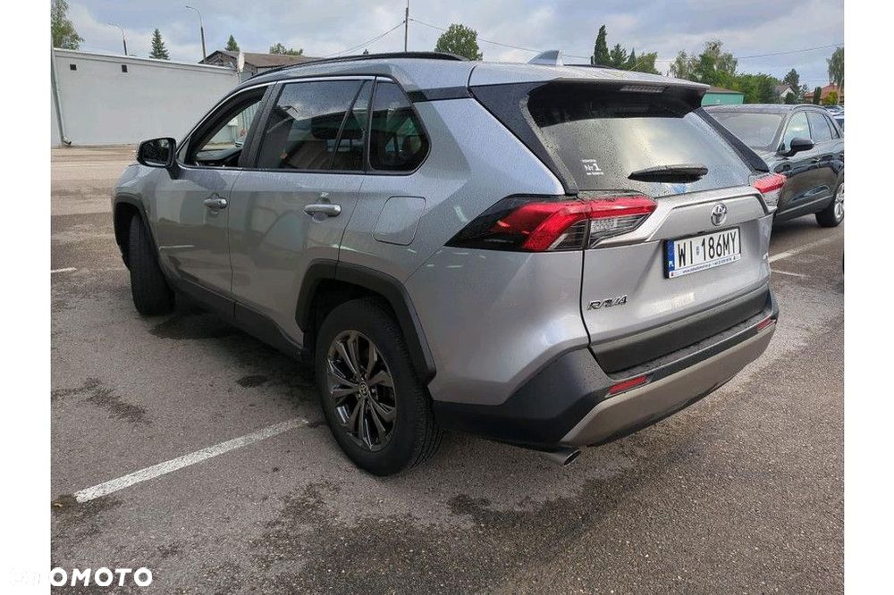 Toyota RAV4 - 4