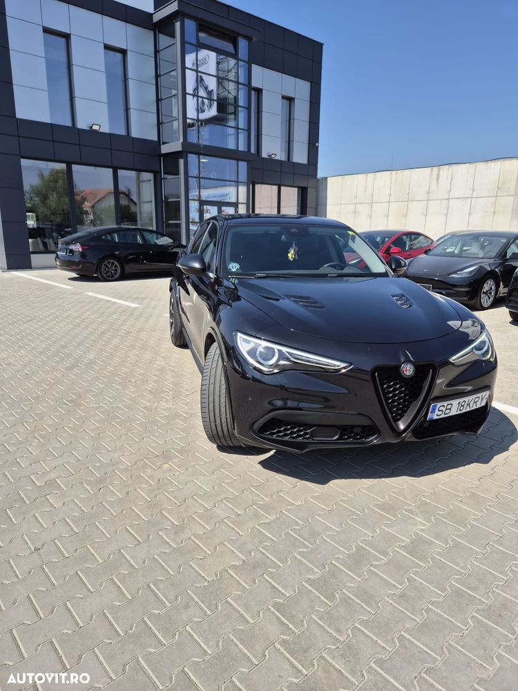 Alfa Romeo Stelvio - 4