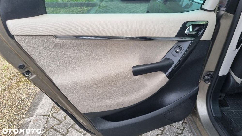 Citroën C4 Picasso 2.0 BlueHDi Exclusive - 16