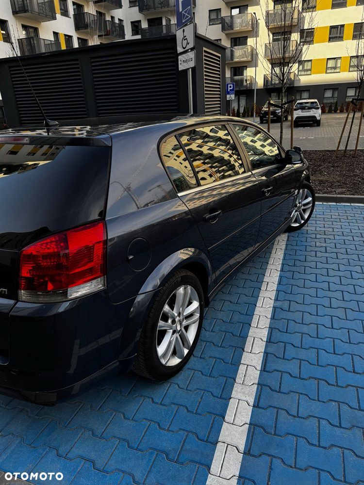 Opel Signum 1.9 CDTI Elegance - 1