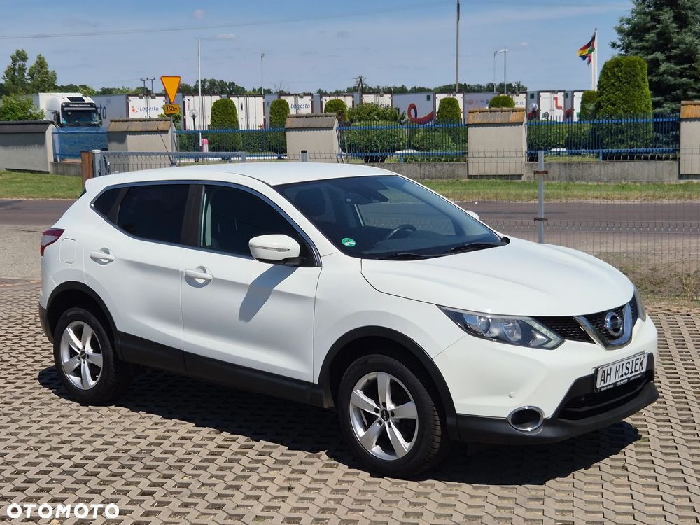 Nissan Qashqai - 2