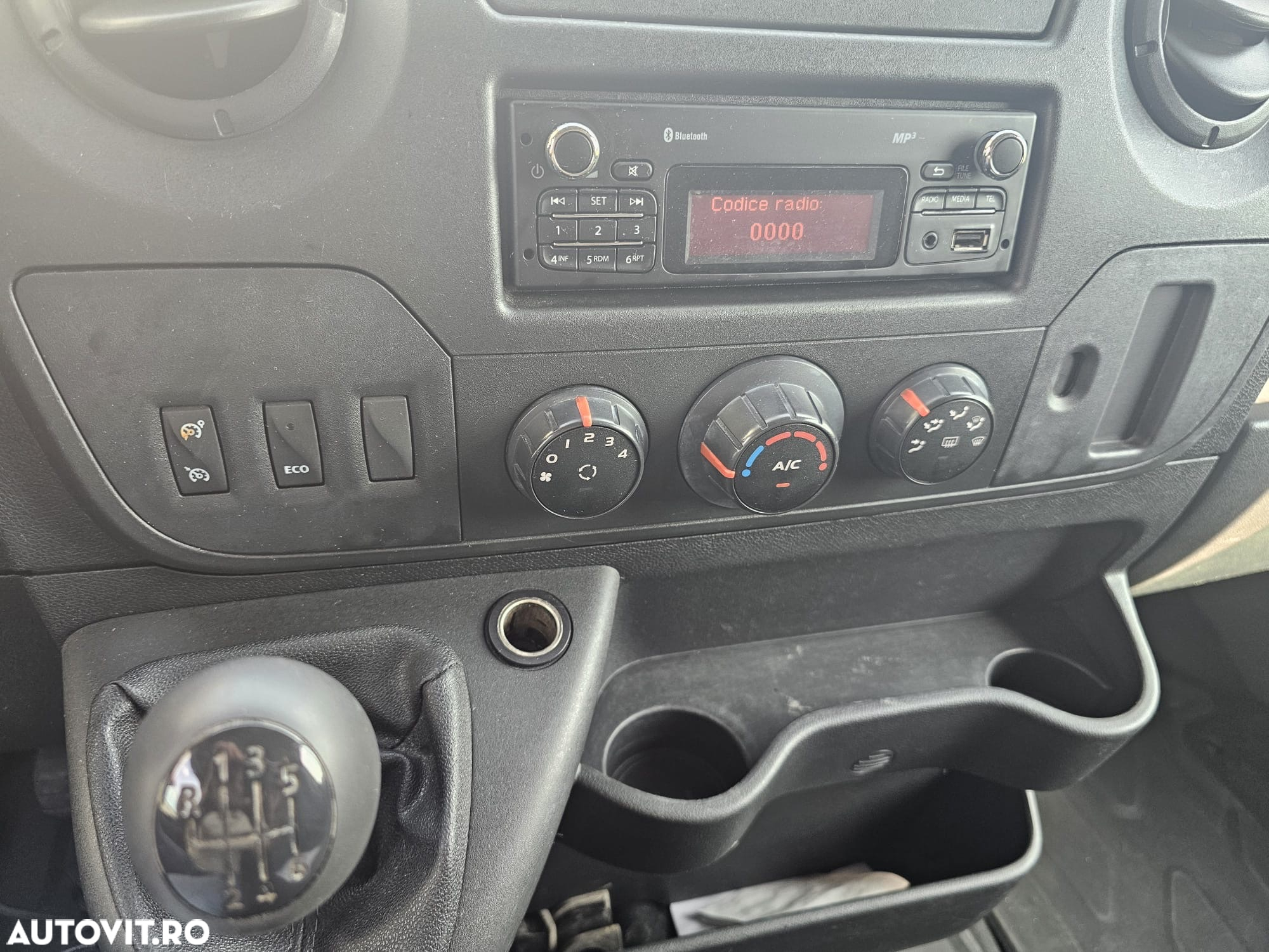 Renault Master 2.3 dCi - FRIGORIFIC + priza 220V - 6
