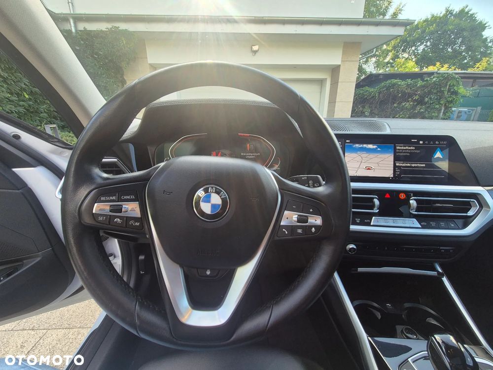 BMW Seria 3 320d MHEV Luxury Line - 10
