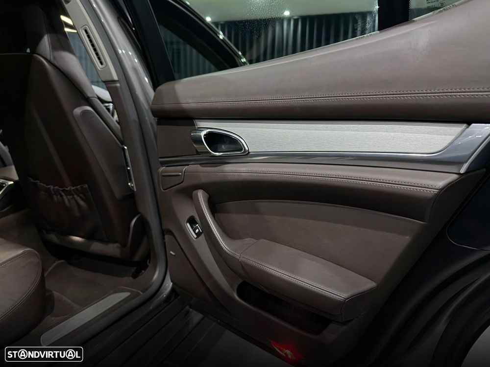 Porsche Panamera S E-Hybrid - 44