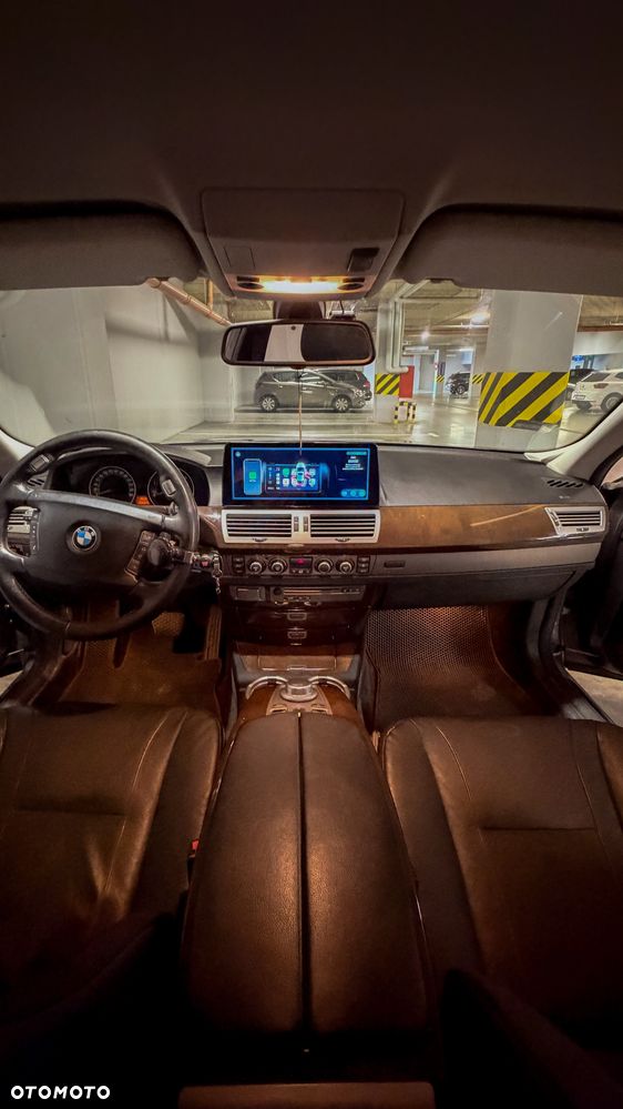 BMW Seria 7 730d - 22