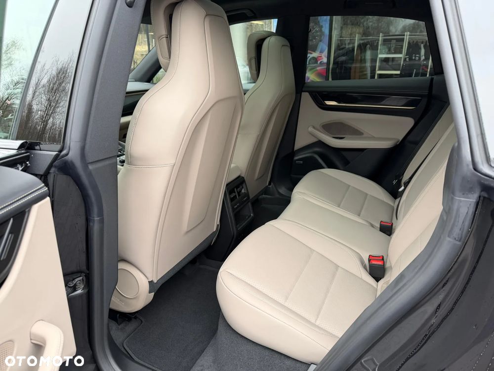Porsche Macan 4 100kWh - 17
