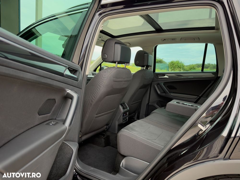 Volkswagen Tiguan 2.0 TDI SCR 4MOTION DSG Elegance - 28