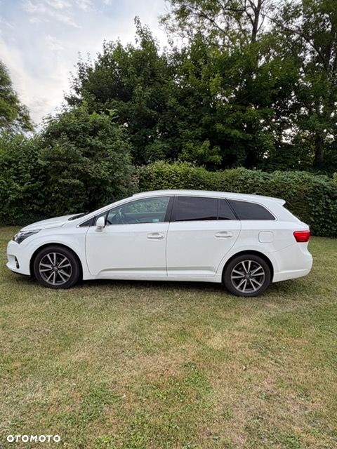 Toyota Avensis 1.8 Premium EU5 MS - 2