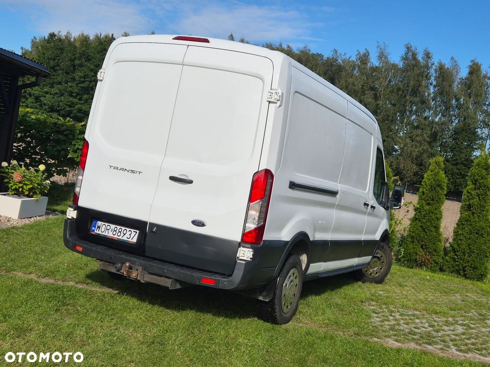Ford Transit - 12