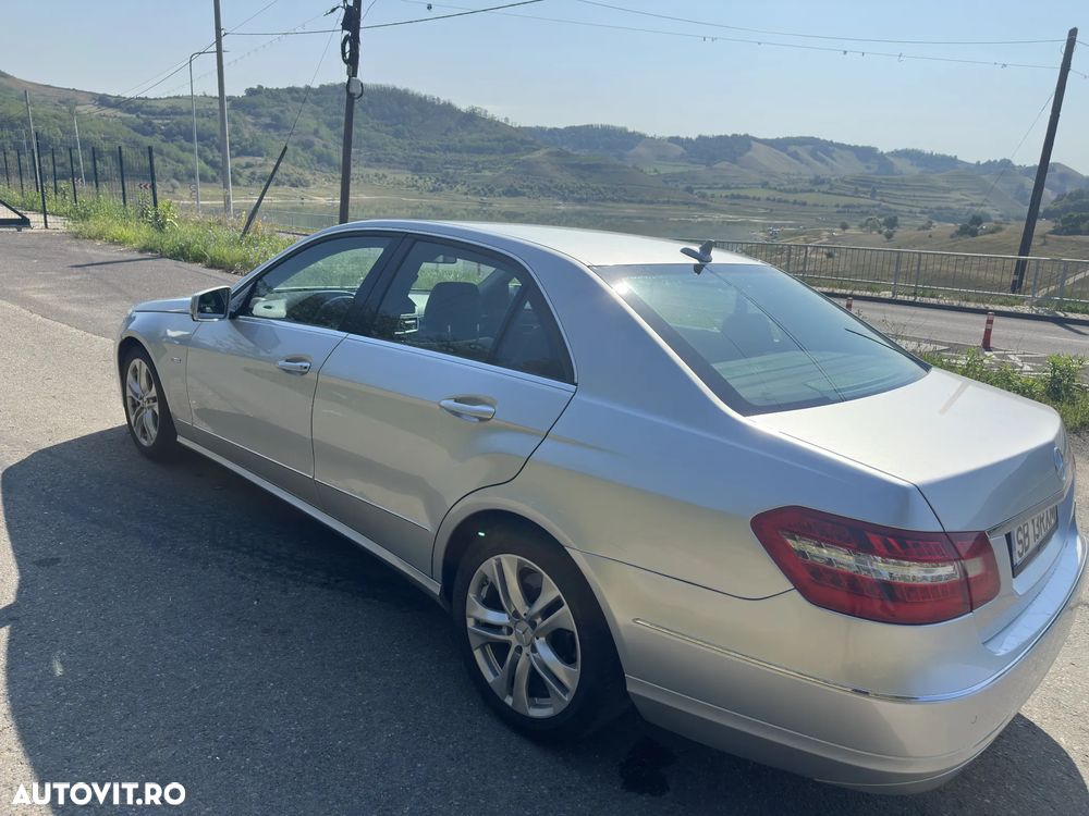Mercedes-Benz E 250 CDI DPF BlueEFFICIENCY Automatik - 3