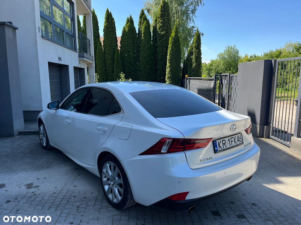 Lexus IS 200t Elite - 7
