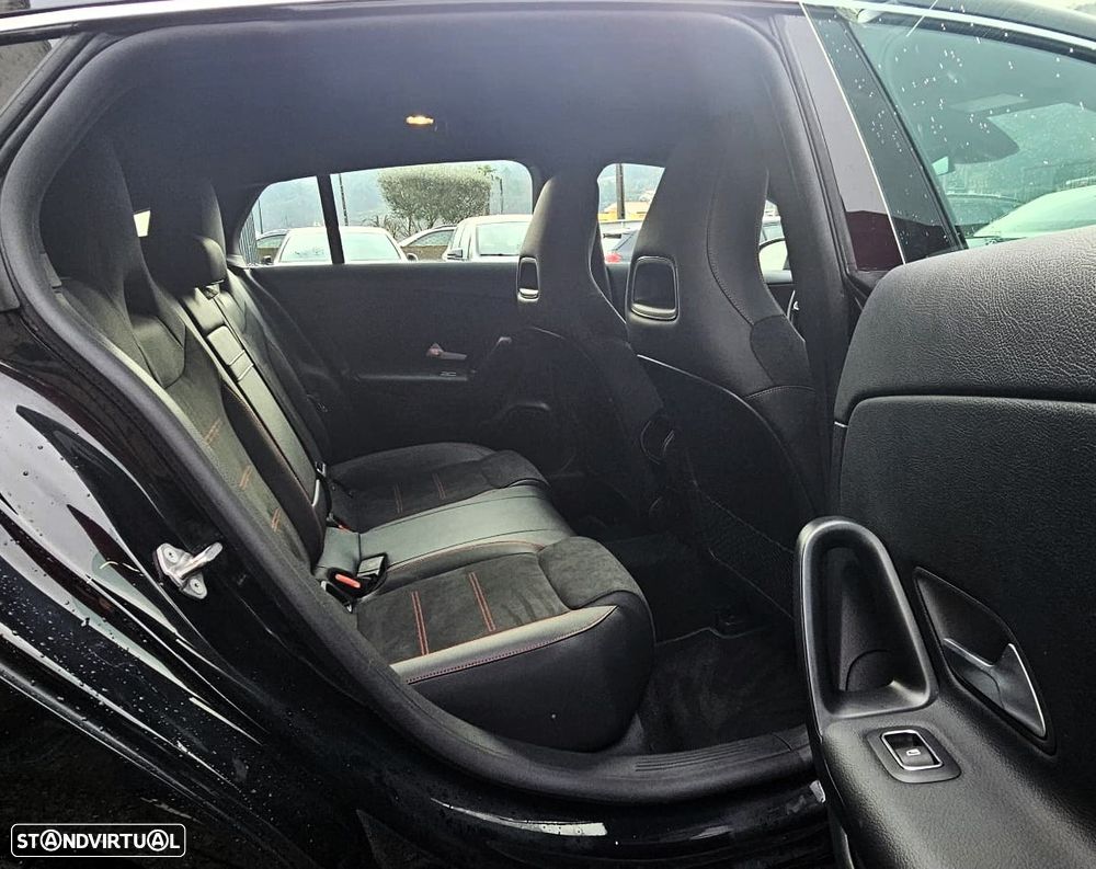 Mercedes-Benz CLA 180 d 8G-DCT - 8