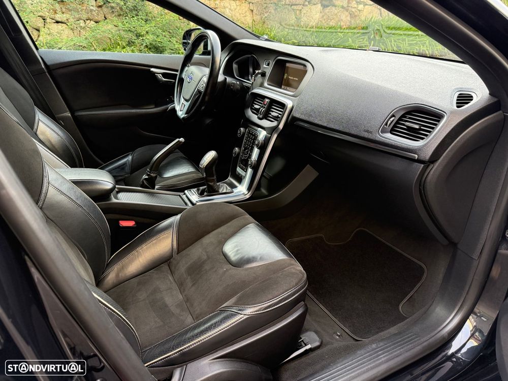 Volvo V40 1.6 D2 R-Design - 21