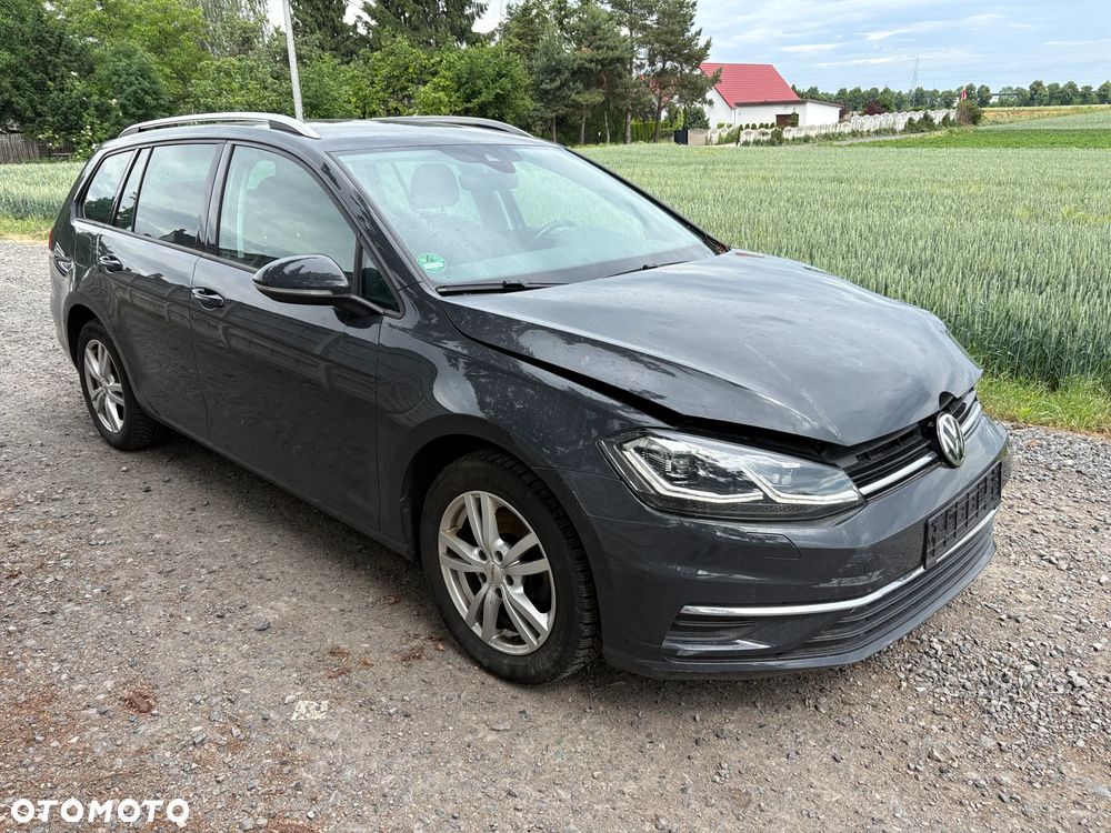 Volkswagen Golf 1.6 TDI Sound - 1