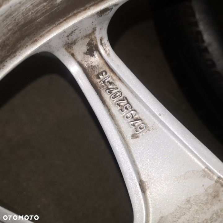 BMW kola alu z oponami  5x120 205/55/16  et 44 - 11