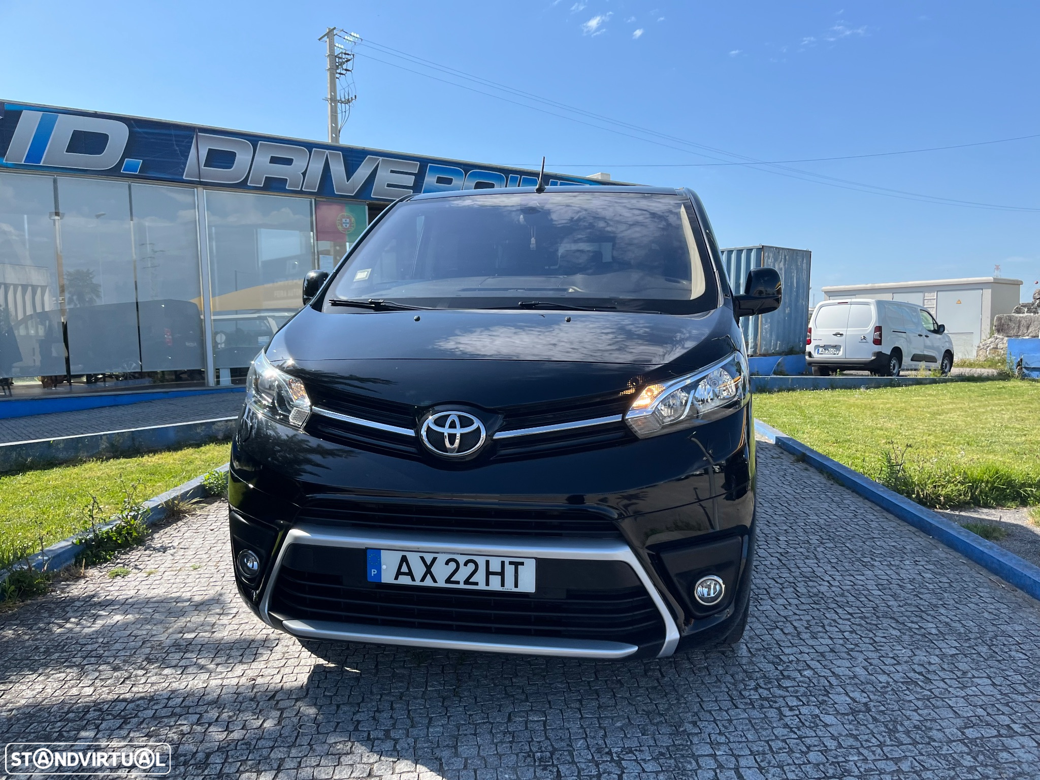 Toyota Proace Verso 1.5 D-4D L2 1.2T Comfort 9L PDL - 3