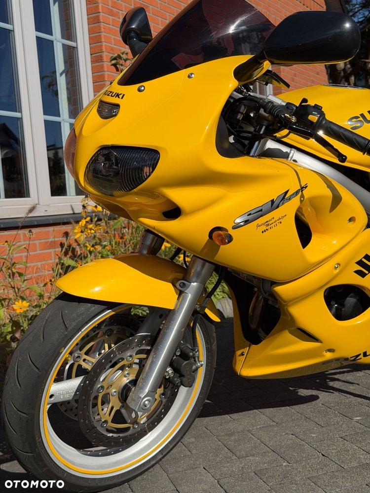 Suzuki SV - 25
