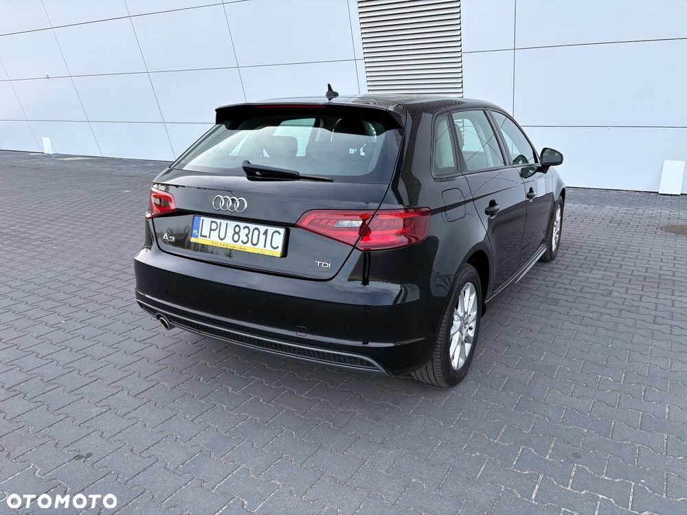 Audi A3 Sportback 1.6 TDI (clean diesel) S line Sportpaket - 7