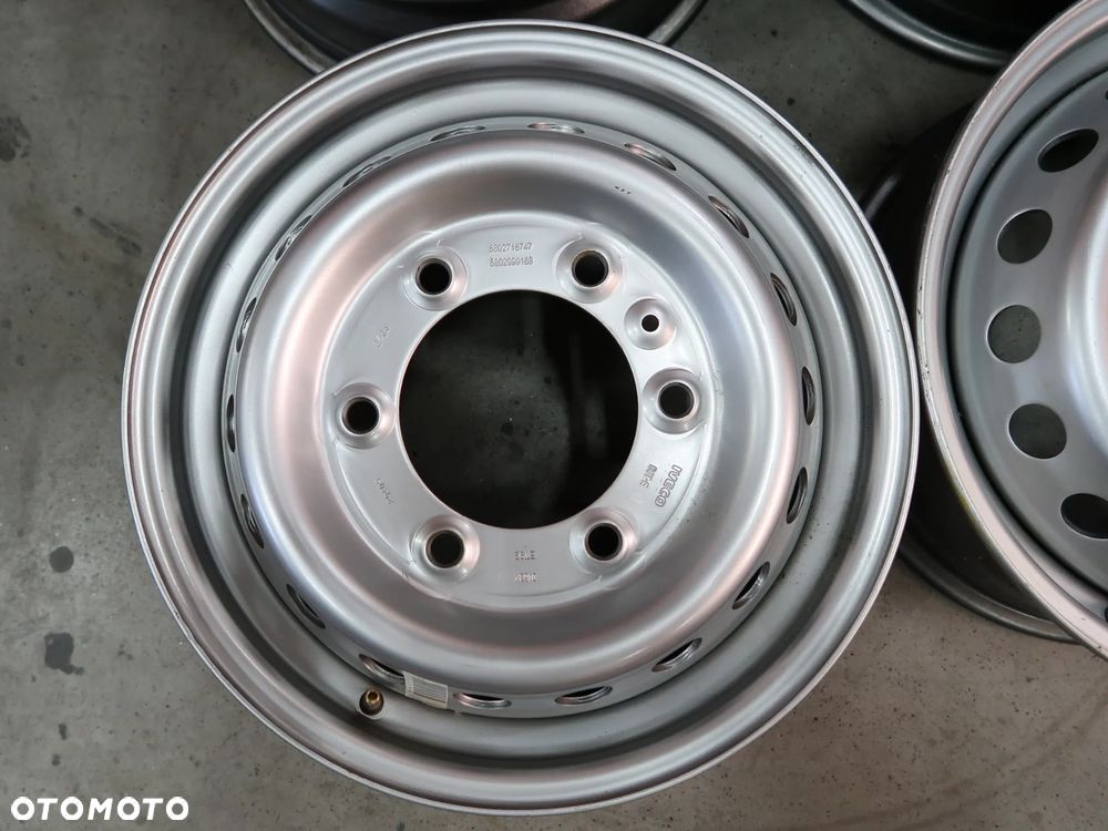 Oryginalne Felgi stalowe IVECO 2025r 16'' - 4