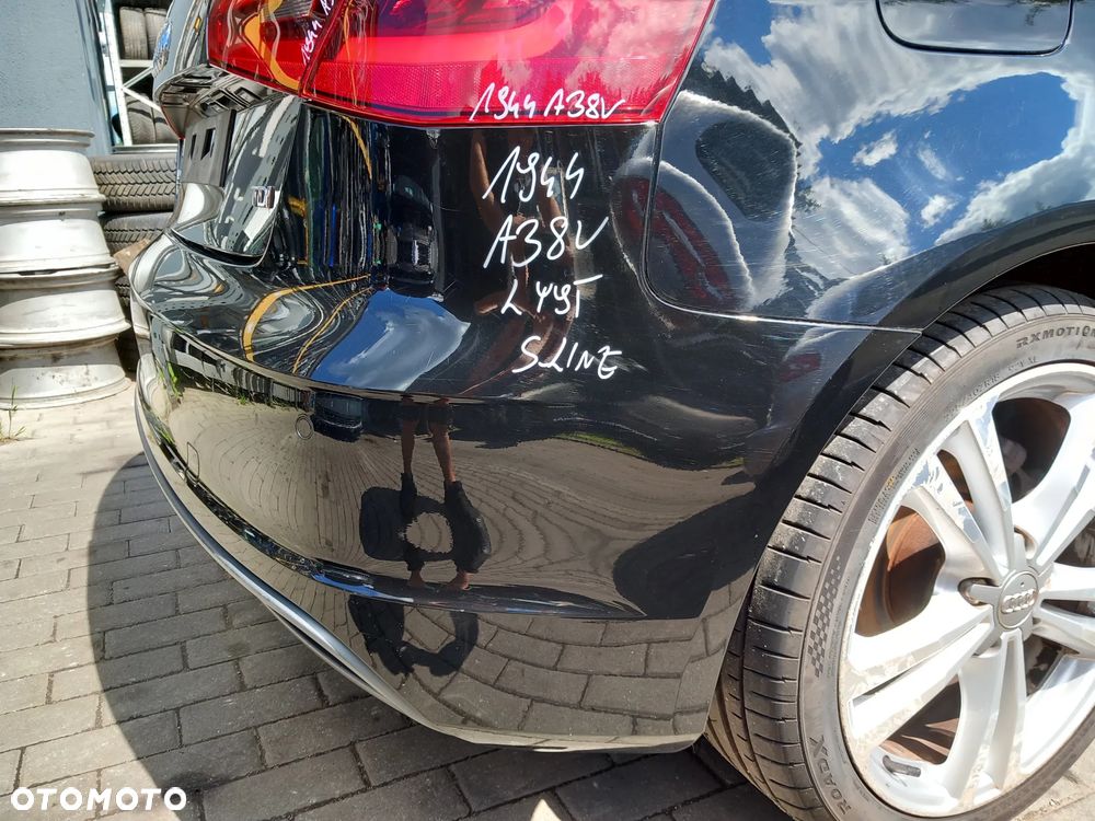 AUDI A3 8V ZDERZAK TYLNY TYŁ S-LINE PARKTRONIC PDC KOLOR: LY9T - 2