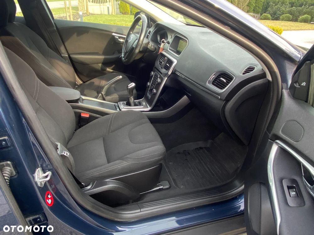 Volvo V40 Cross Country D2 Summum - 9