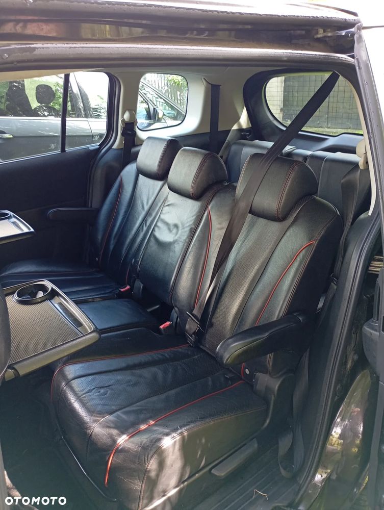 Mazda 5 - 3