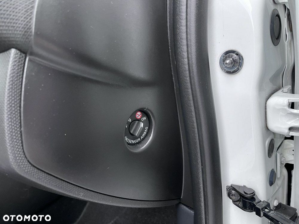 Renault Clio 1.2 16V Alize - 20