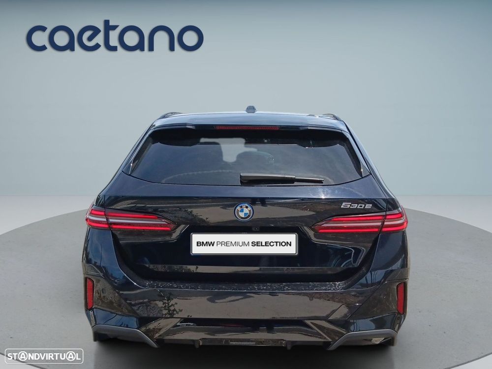 BMW 530 e Pack Desportivo M - 7