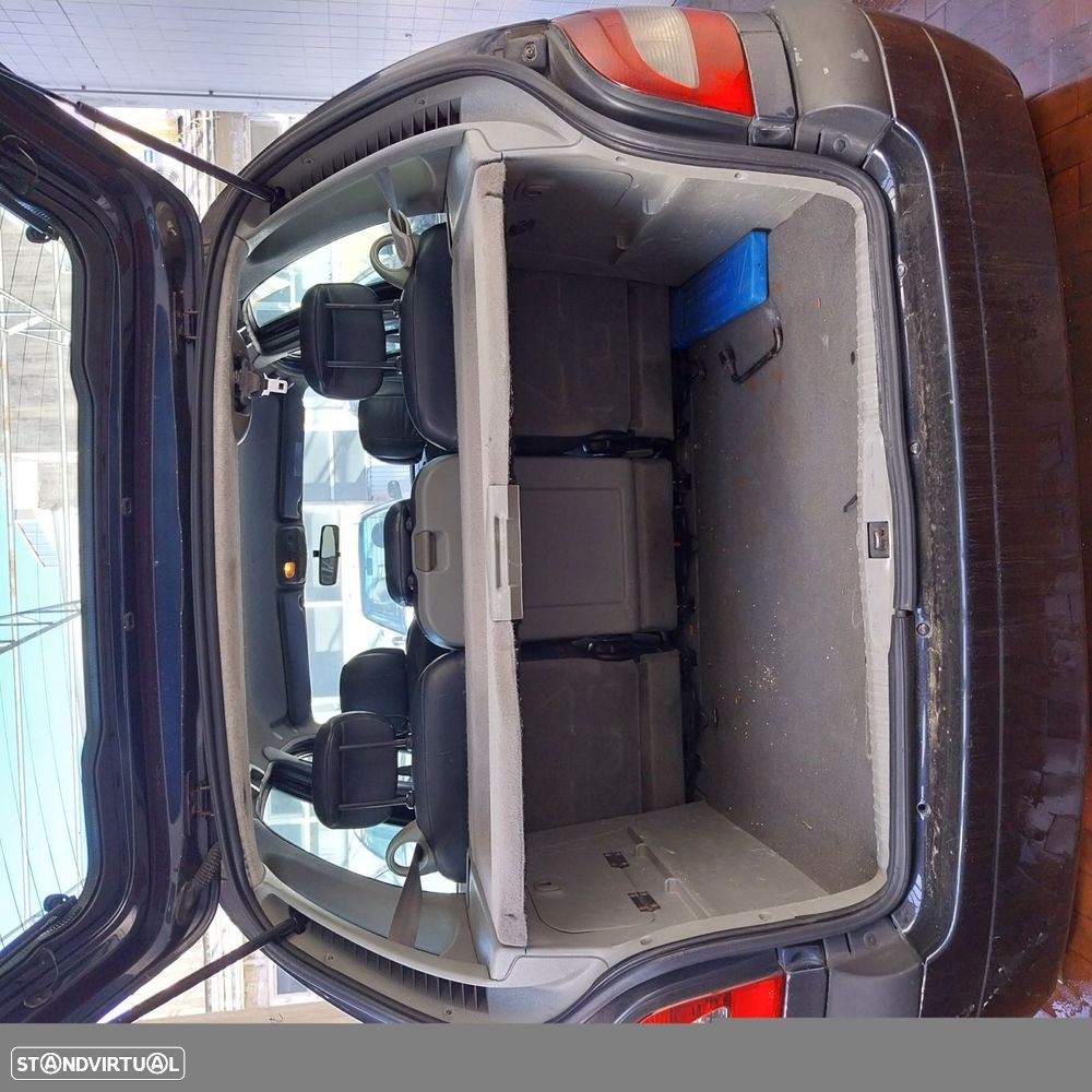 Renault Scénic 1.4 16V RTE - 6