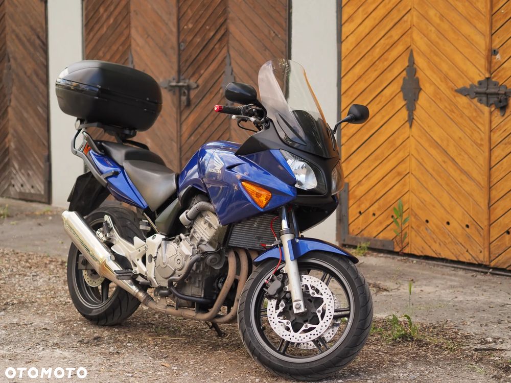 Honda CBF - 2