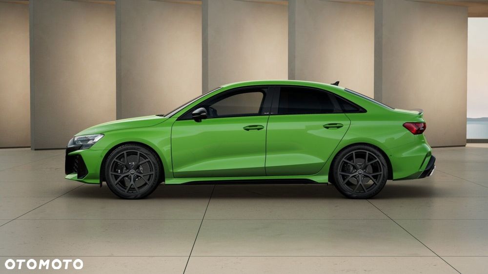 Audi RS3 Limousine - 4