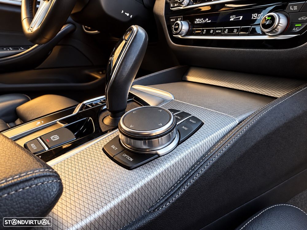 BMW 520 d Pack M Auto - 27