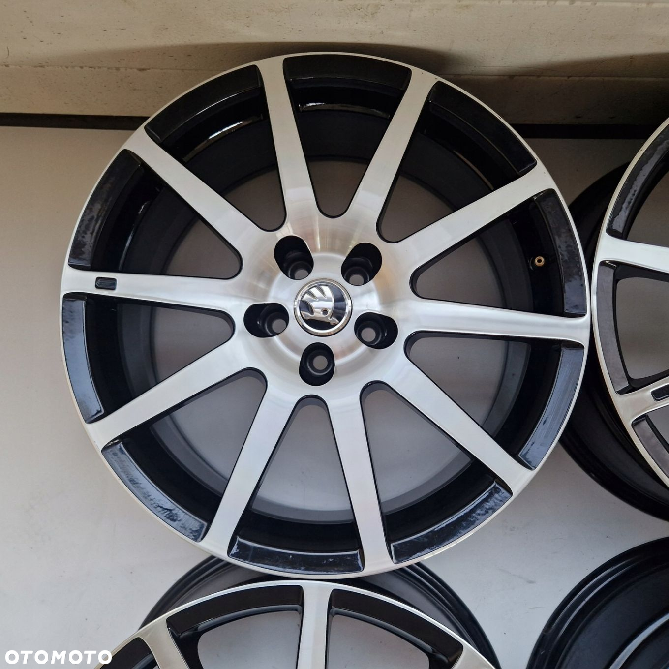 SKODA SCALA KAMIQ FABIA 5x100 18 ET35 JAK NOWE - 5