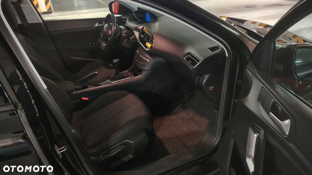 Peugeot 308 - 21