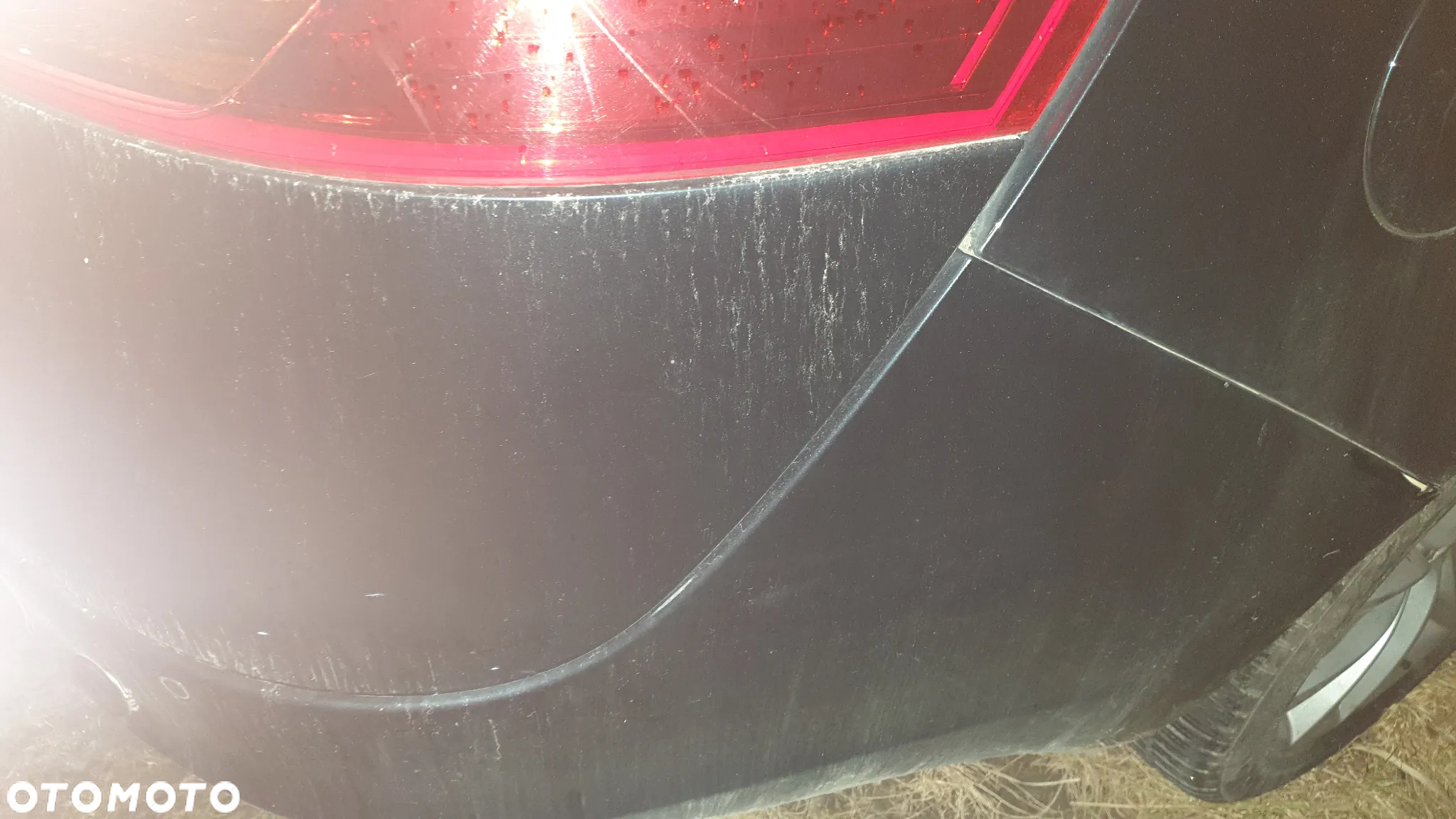 Opel Insignia A kombi zderzak tył Z22C 4 pdc - 4
