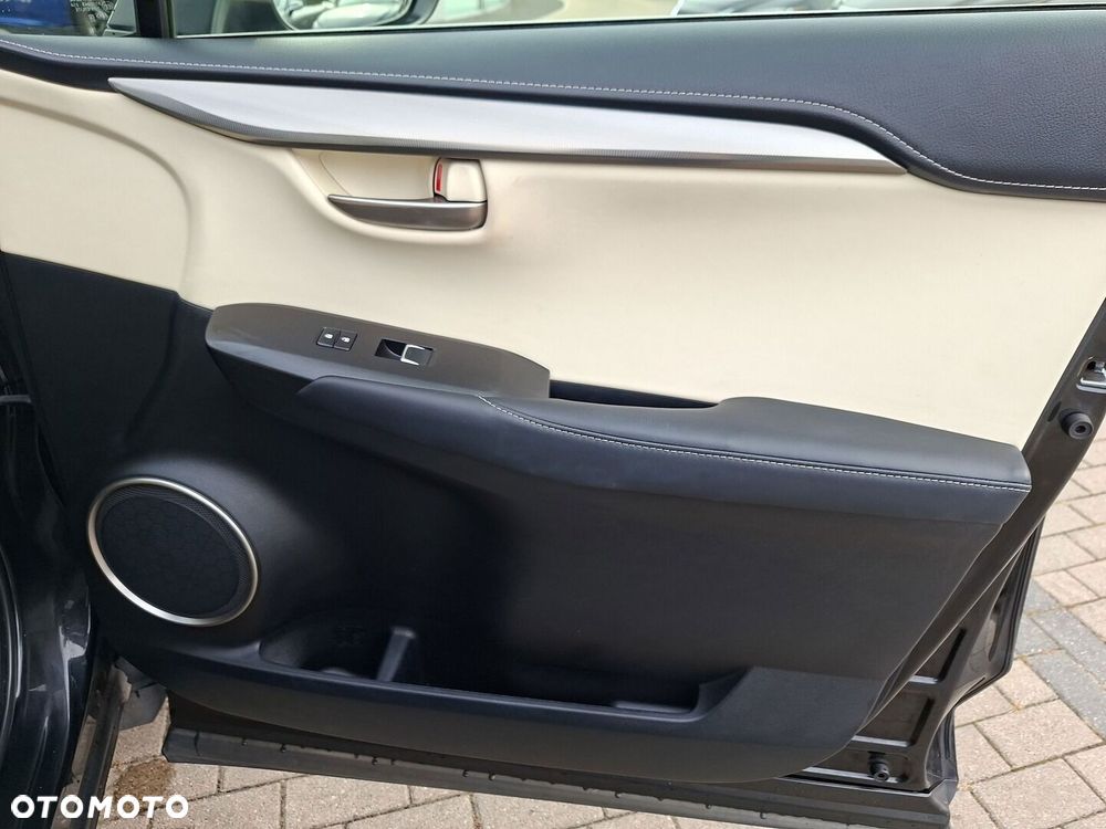 Lexus NX 300 F Impression AWD - 20