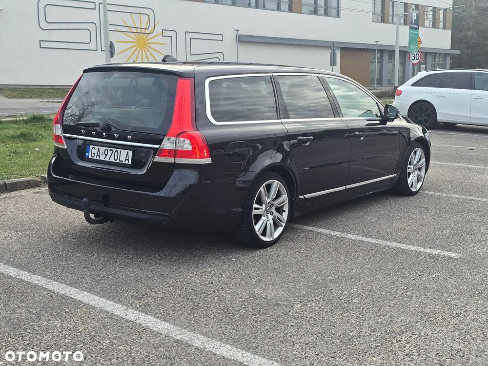 Volvo V70 D2 Summum - 7