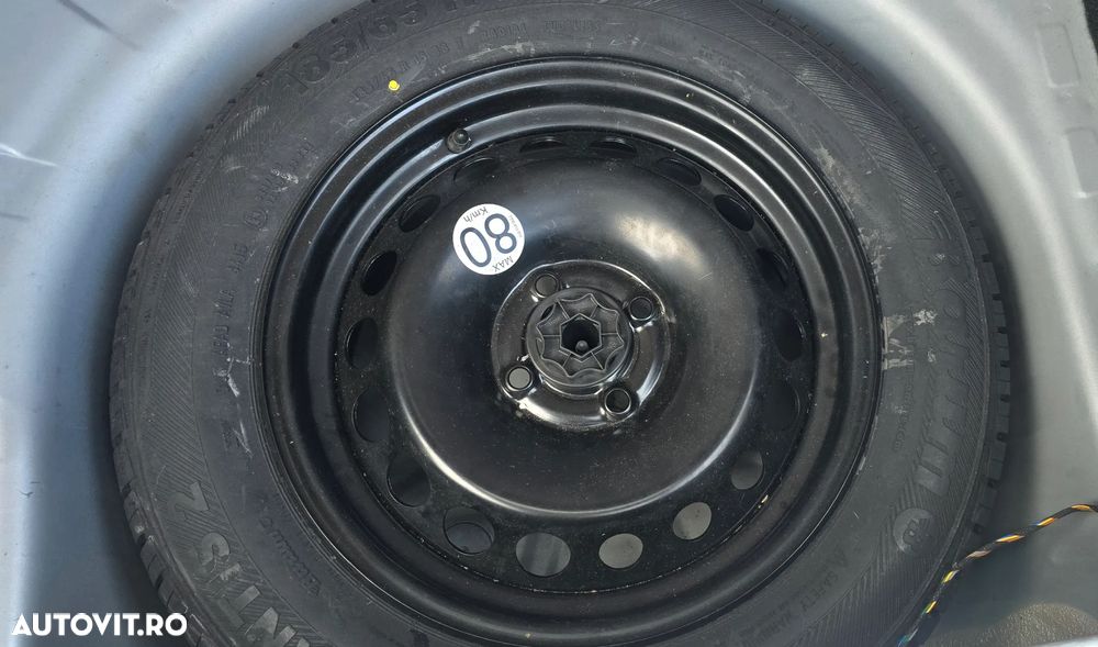 Dacia Sandero TCe 90 Celebration - 15