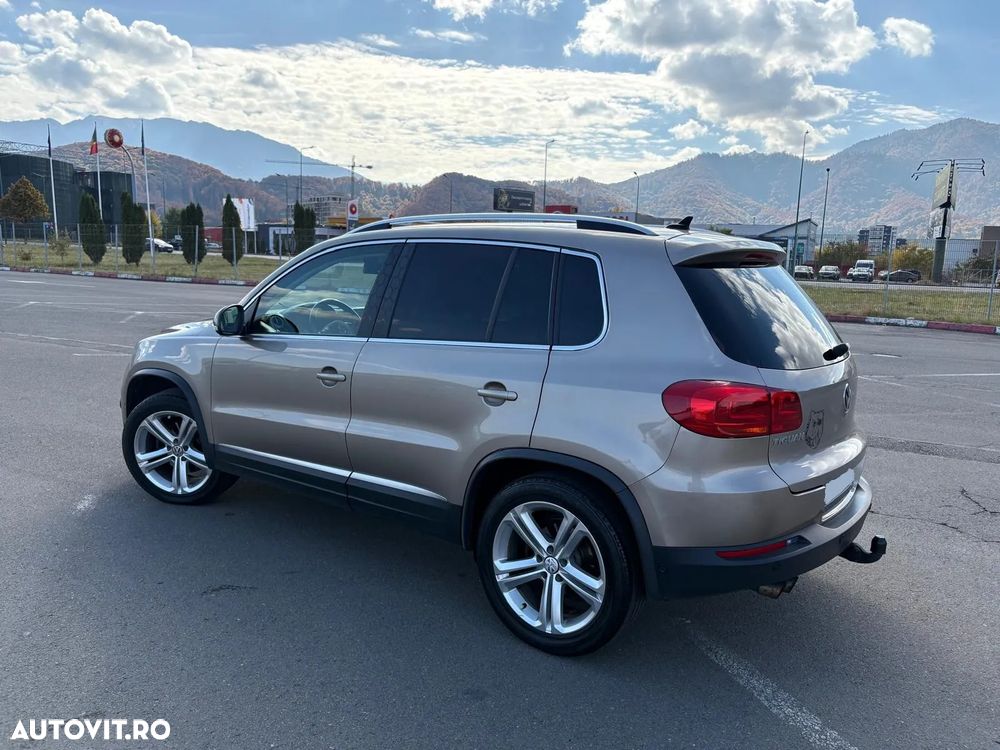 Volkswagen Tiguan 2.0 TDI 4Motion DSG Sport & Style - 16