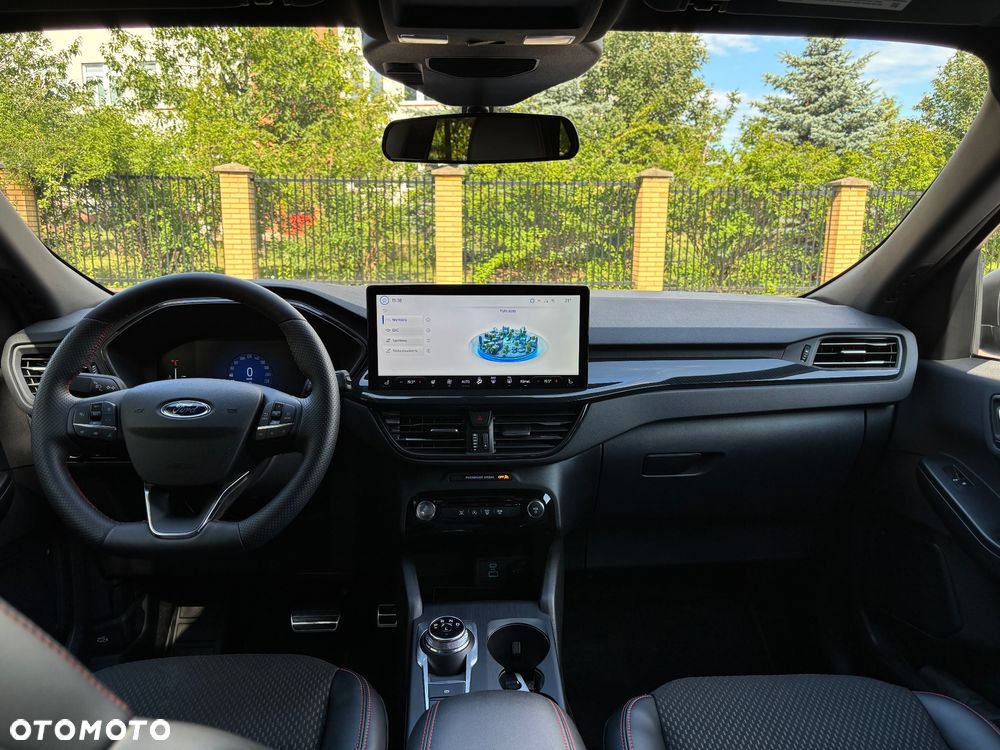 Ford Kuga 1.5 EcoBoost ST-LINE - 8