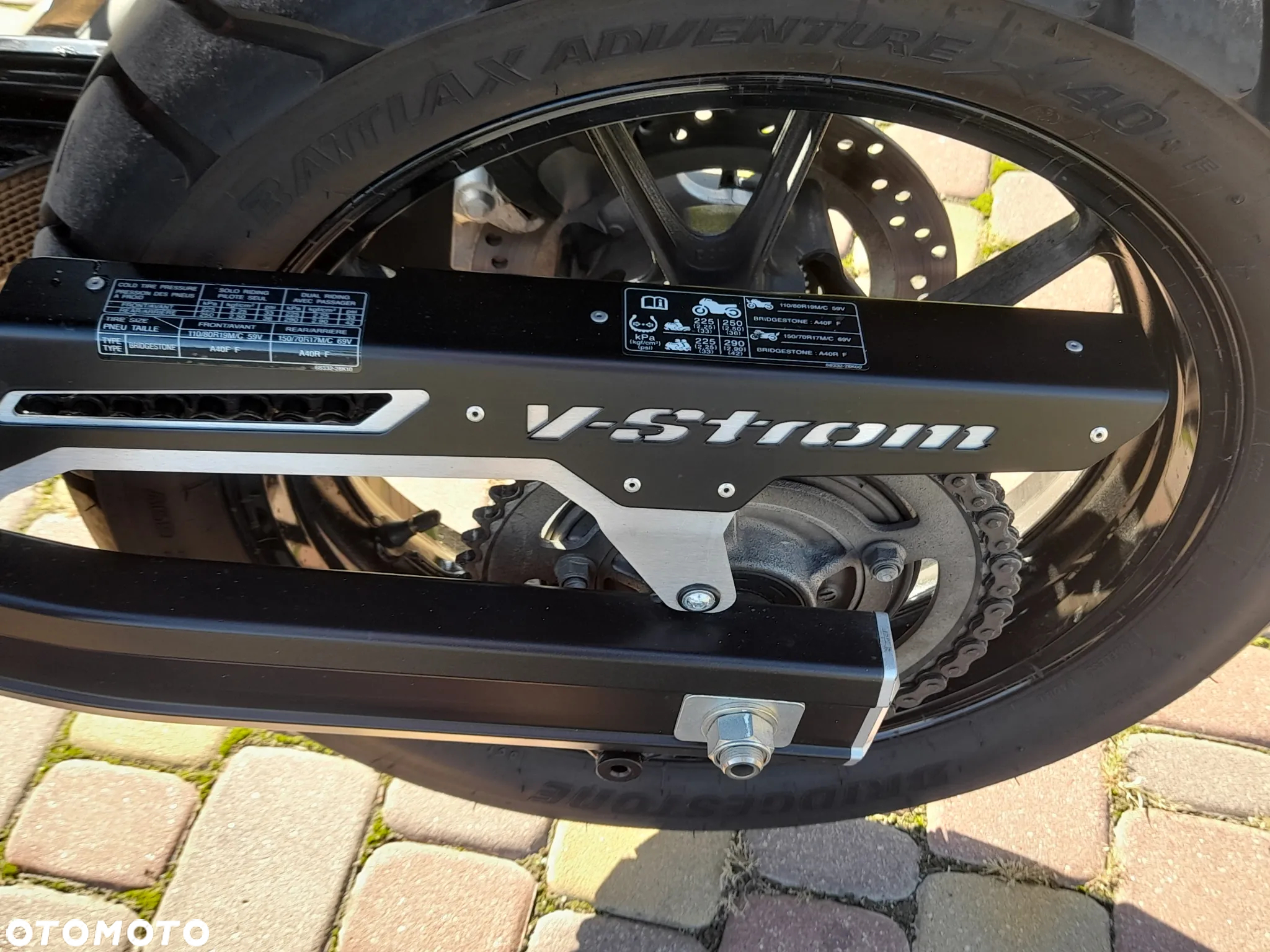 Suzuki V-STROM - 7