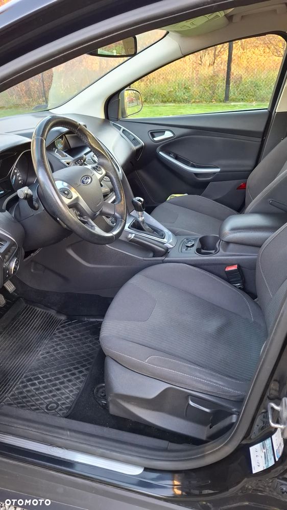 Ford Focus - 8