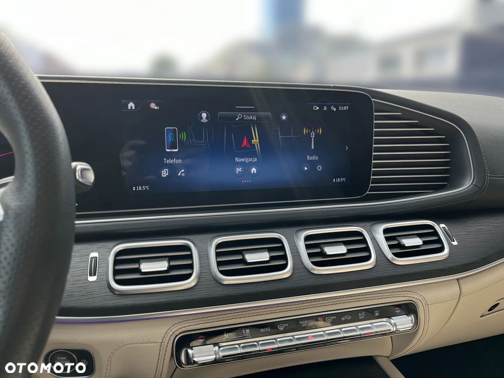 Mercedes-Benz GLS - 16