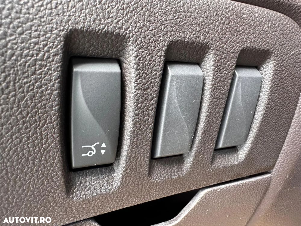 RENAULT Espace 2017 — imagine 32