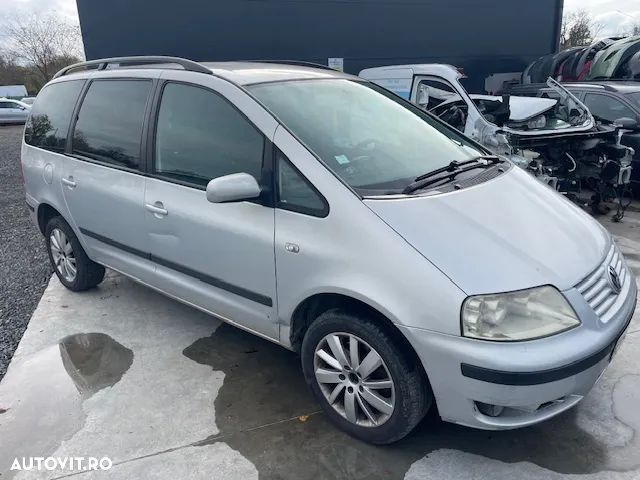 Dezmembrez Volkswagen Sharan  1.9 TDI ASZ