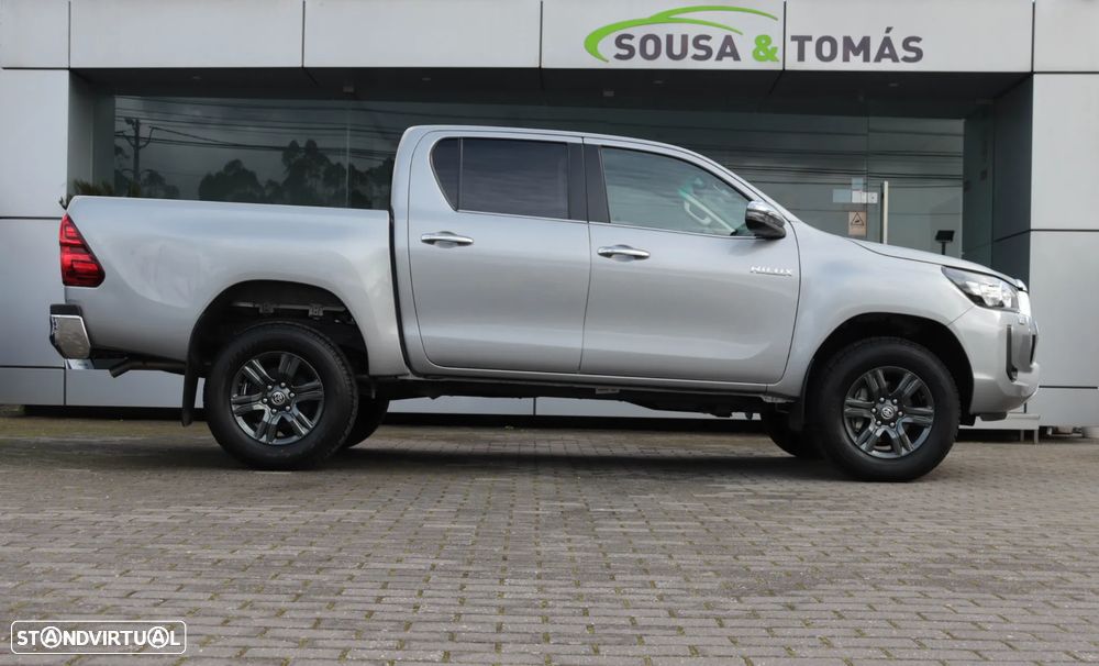 Toyota Hilux 2.4 D-4D 4WD CD CH Aut. - 5