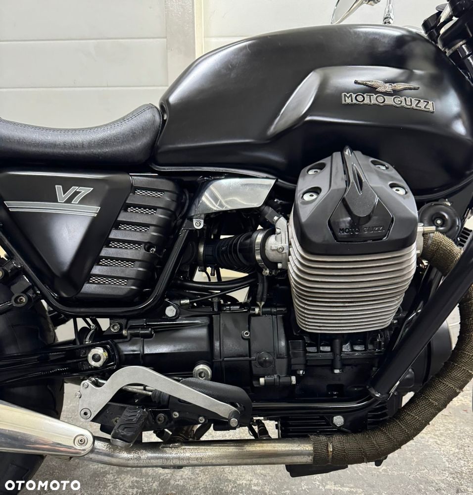 Moto Guzzi V7 - 5