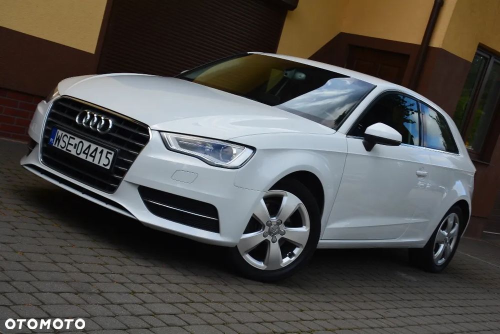 Audi A3 3-drzwiowe 1.4 TFSI Ambition - 4